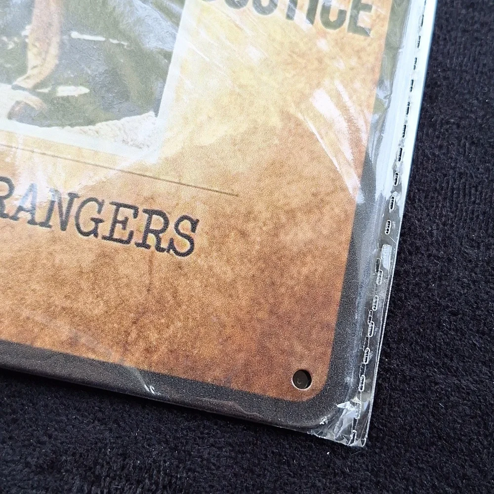 Wanted Metal Sign Bonnie and Clyde 8 X 11.5 inches (new in package)